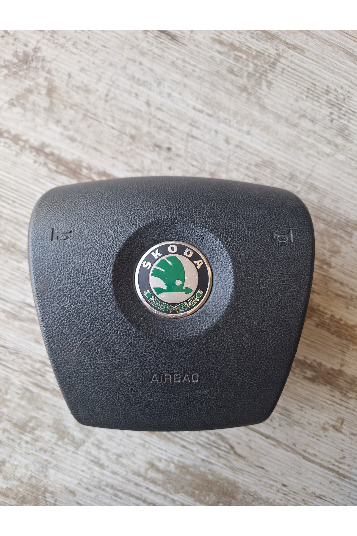 Skoda Fabia 1 Direksiyon Airbag Fabia direksiyon airbaği 61774050B