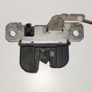 İbiza bagaj kapak kilidi 6L6827505A 2002 2009