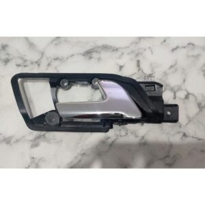 Polo sağ arka iç kapı kolu oem 6Q0839174A Polo sağ kapı açma kolu