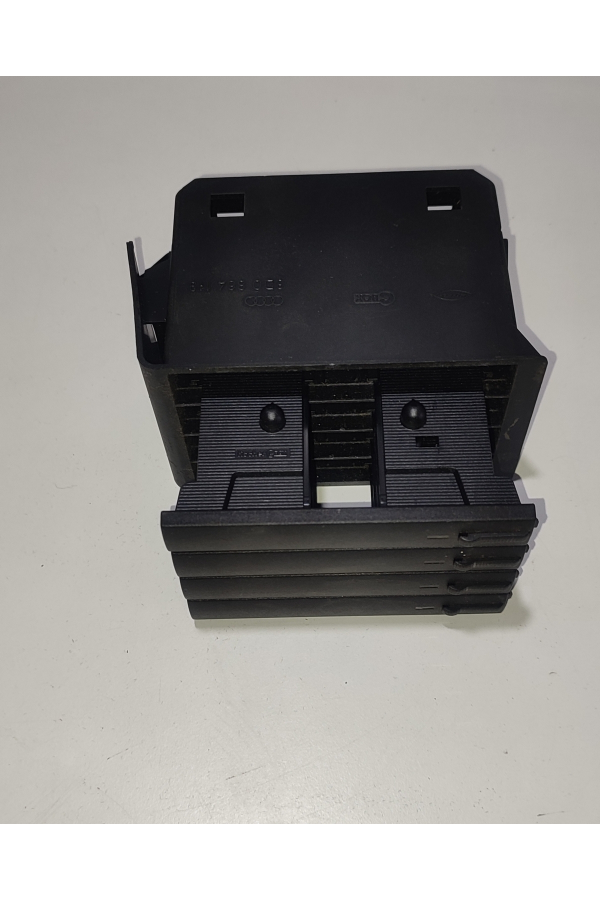 A4 B5 CD değiştirici Passat B5 CD değiştirici 8D0864119 - Görsel 4