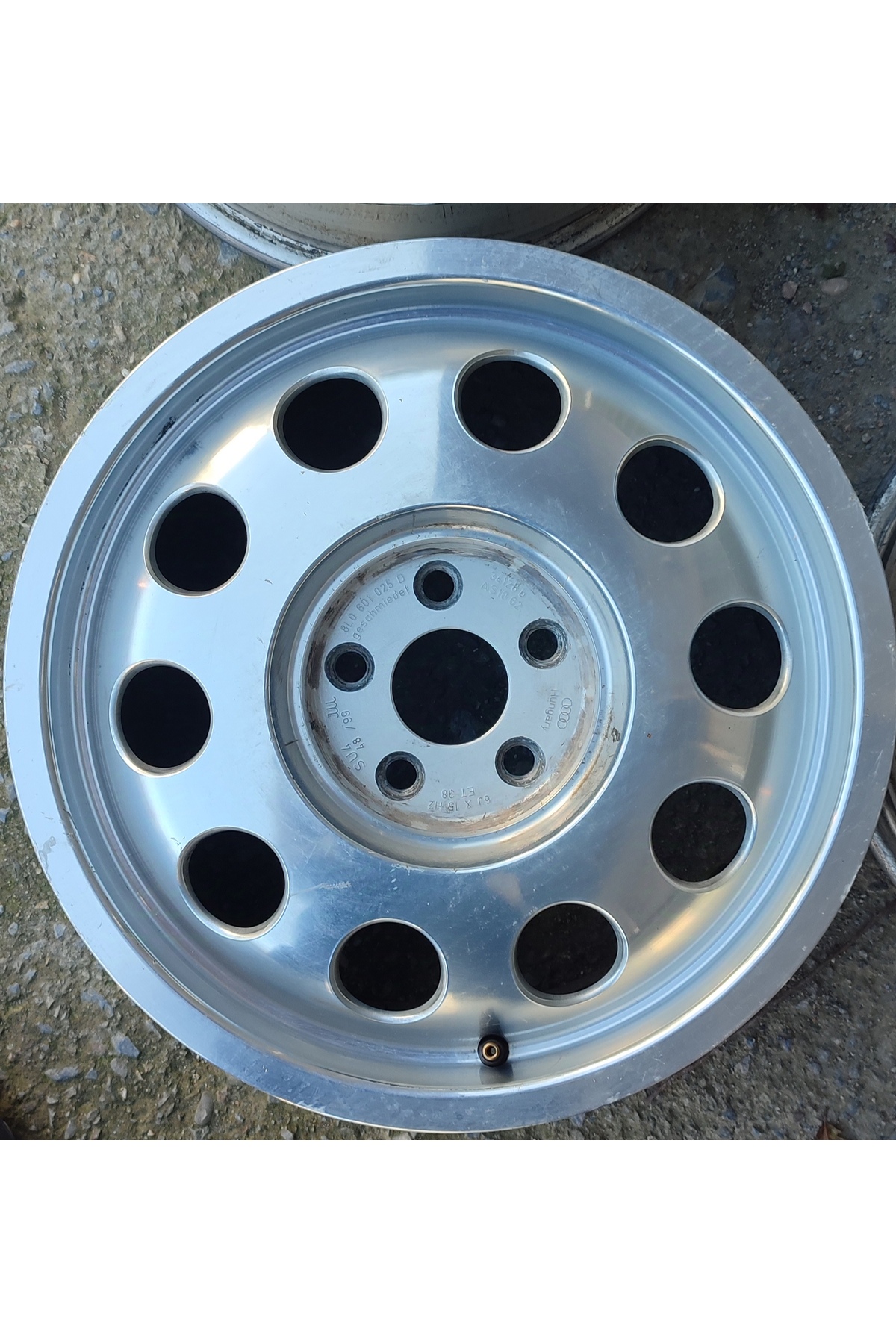 A3 8L Hafif Jant A U D İ 5x100 Et38 oem - Görsel 4