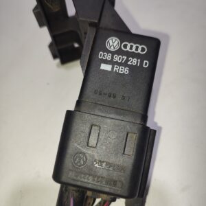 038 907 281 D kızdırma rölesi 0 281 003 038 VW