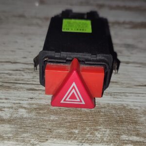 A3 dörtlü tuşu 8L0941509P oem sorunsuz