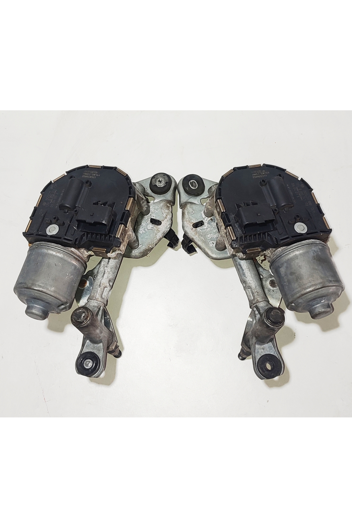 1137328136 1137328135 9656859880 9656859980 407 silecek motoru ön sağ sol