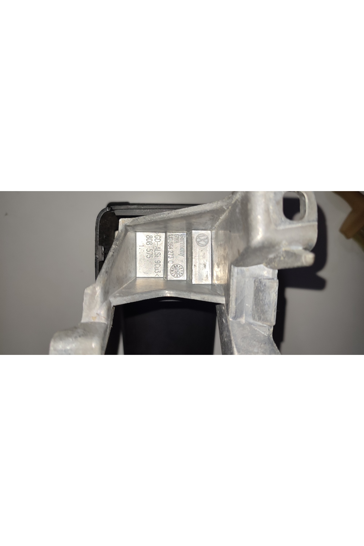 Golf 4 kol dayama orj Bora kol dayama oem 1J0864273 - Görsel 4
