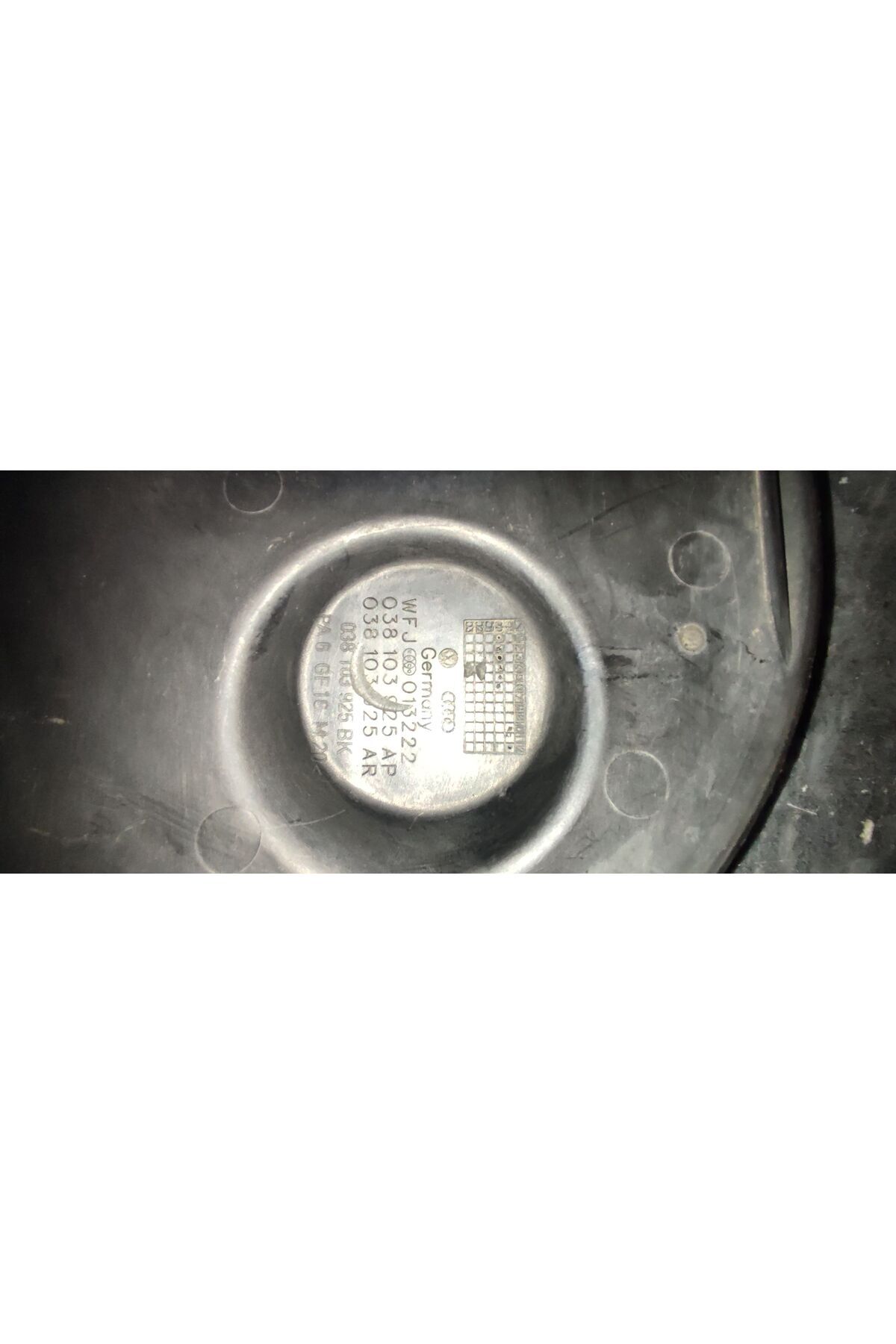 Volkswagen Passat B5 Golf IV 1998 motor kapağı 1.9 TDI 038 103 925 AP - Görsel 3