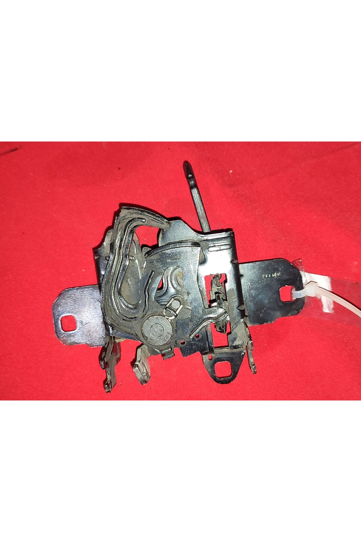 Kaput Kilidi Leon kaput kilidi 1999 2005 model oem. 1M0823503 - Görsel 2