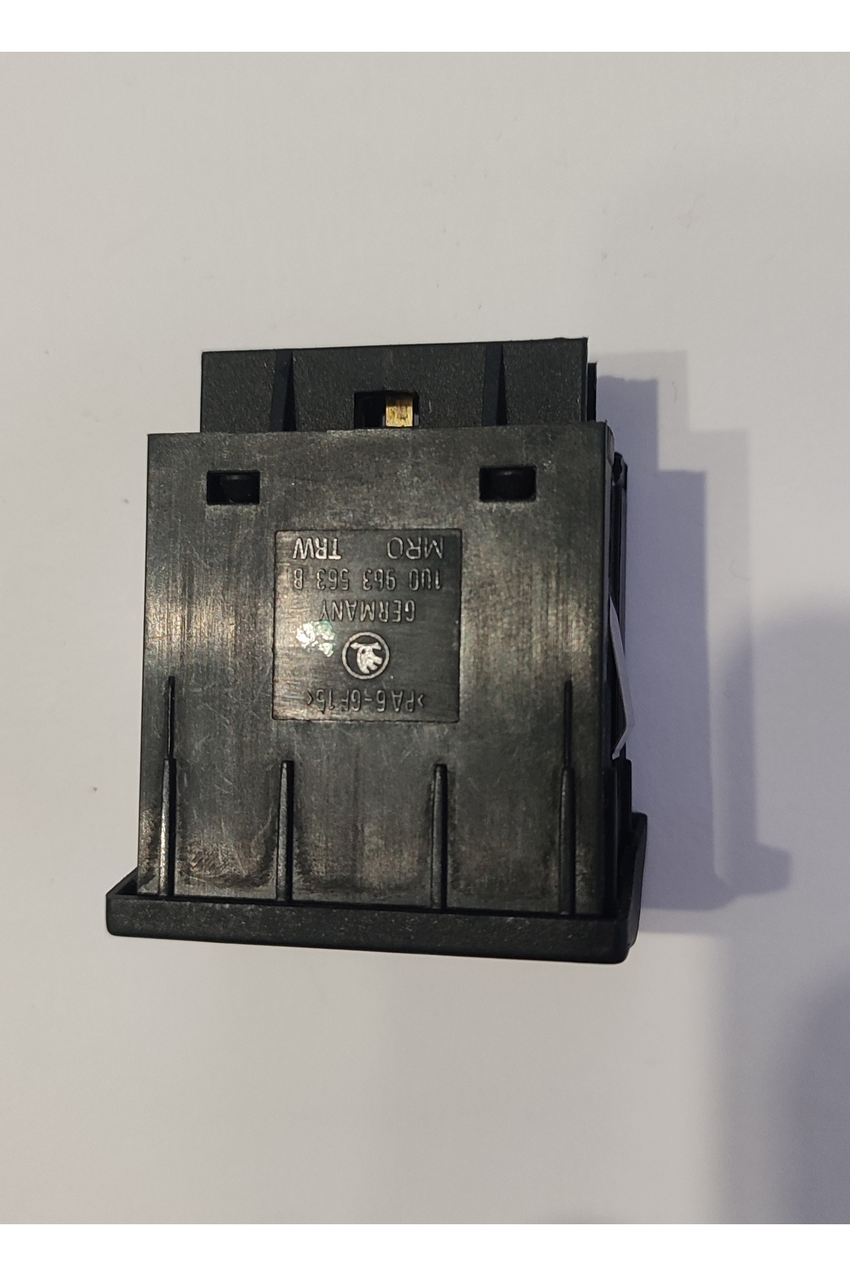 Octavia Koltuk Isıtma Tuşu 1U0963563B oem - Görsel 2