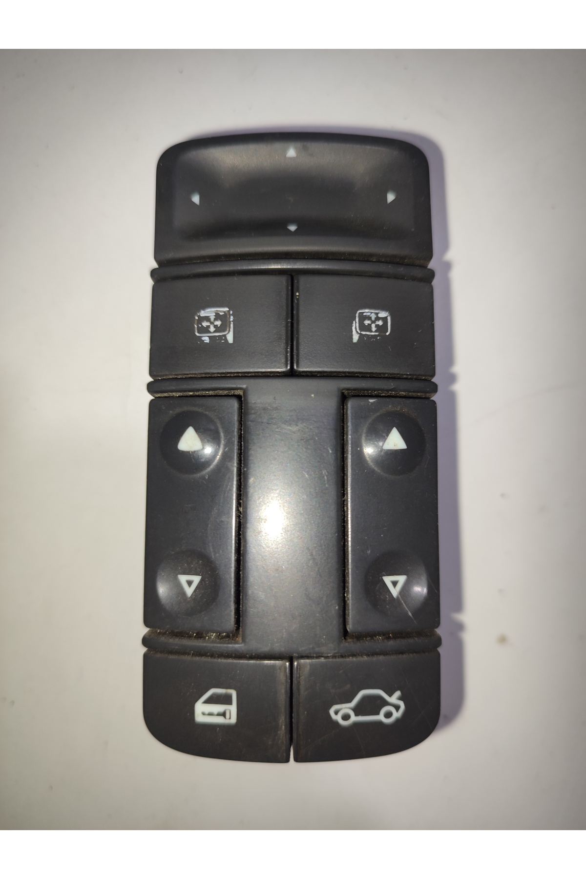 Vectra C sol ön cam düğmesi ayna katlamasız model 09185952